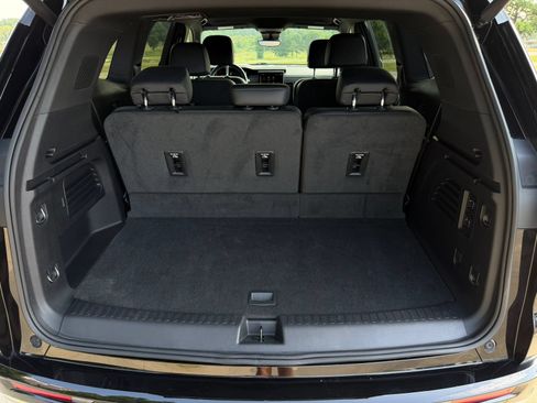 Used 2024 GMC Acadia Denali w/ Super Cruise Package FWD image 32
