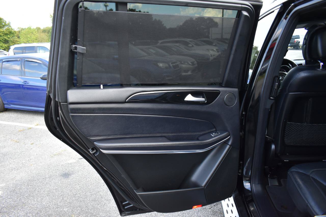 Used 2017 Mercedes-Benz GLS 550 4MATIC image 39