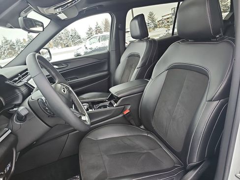 Used 2023 Jeep Grand Cherokee L Altitude image 17