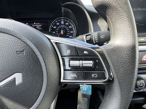 Certified 2023 Kia Forte LXS image 24