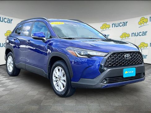 Used 2024 Toyota Corolla Cross LE image 1
