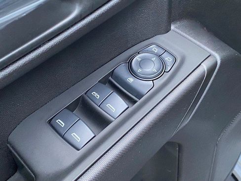 Certified 2025 Chevrolet Silverado 1500 Custom image 11