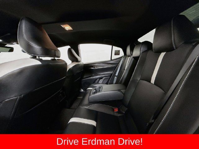 Used 2026 Toyota Camry SE FWD image 9