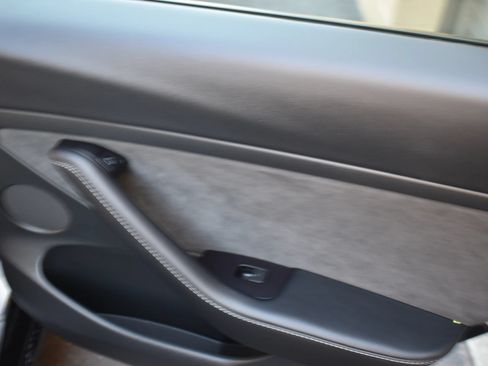 Used 2023 Tesla Model 3 Standard Range RWD image 14