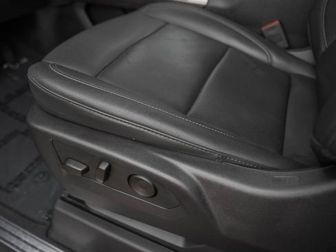 Used 2025 Chevrolet Silverado 1500 LTZ w/ Z71 Off-Road Package image 37