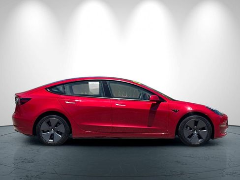Used 2022 Tesla Model 3 Long Range AWD/4WD image 3