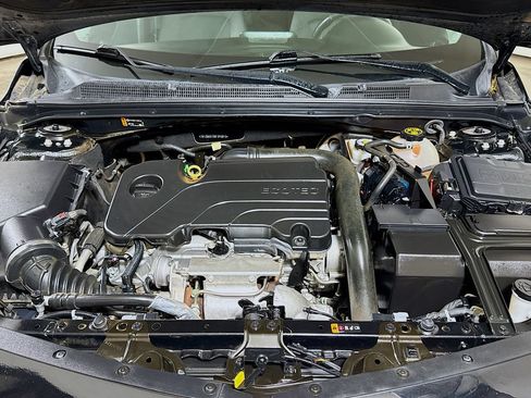 Used 2021 Chevrolet Malibu RS w/ LPO, Floor Liner Package FWD image 25