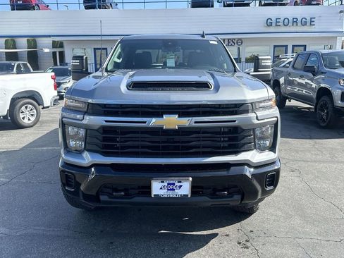Used 2024 Chevrolet Silverado 2500 Custom w/ Custom Value Package image 33