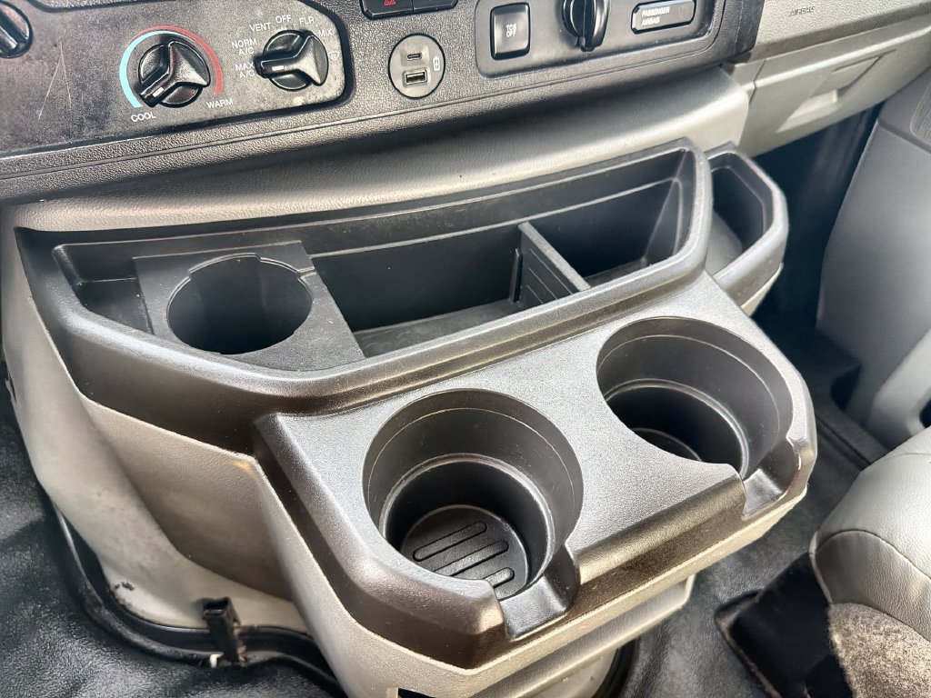 Used 2022 Ford E-350 and Econoline 350 Super Duty RWD image 20