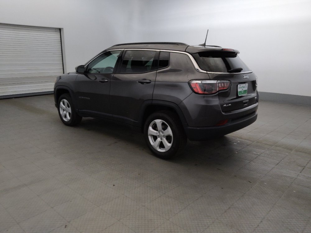 Used 2021 Jeep Compass Latitude AWD/4WD image 3