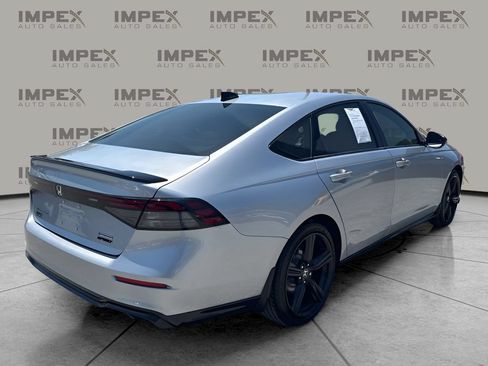 Used 2025 Honda Accord Sport image 5
