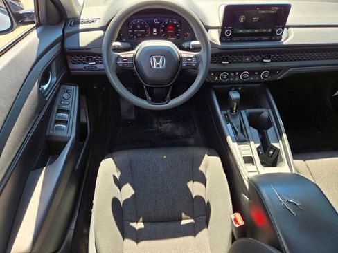 Certified 2025 Honda Accord SE image 15
