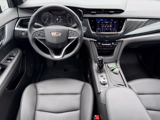 Used 2024 Cadillac XT6 Premium Luxury w/ LPO, Floor Liner Package AWD/4WD image 12