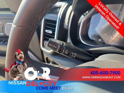 Used 2025 RAM 1500 Laramie AWD/4WD image 25