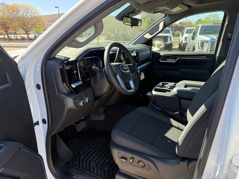 New 2026 GMC Sierra 1500 Elevation w/ X31 Off-Road Package AWD/4WD image 11