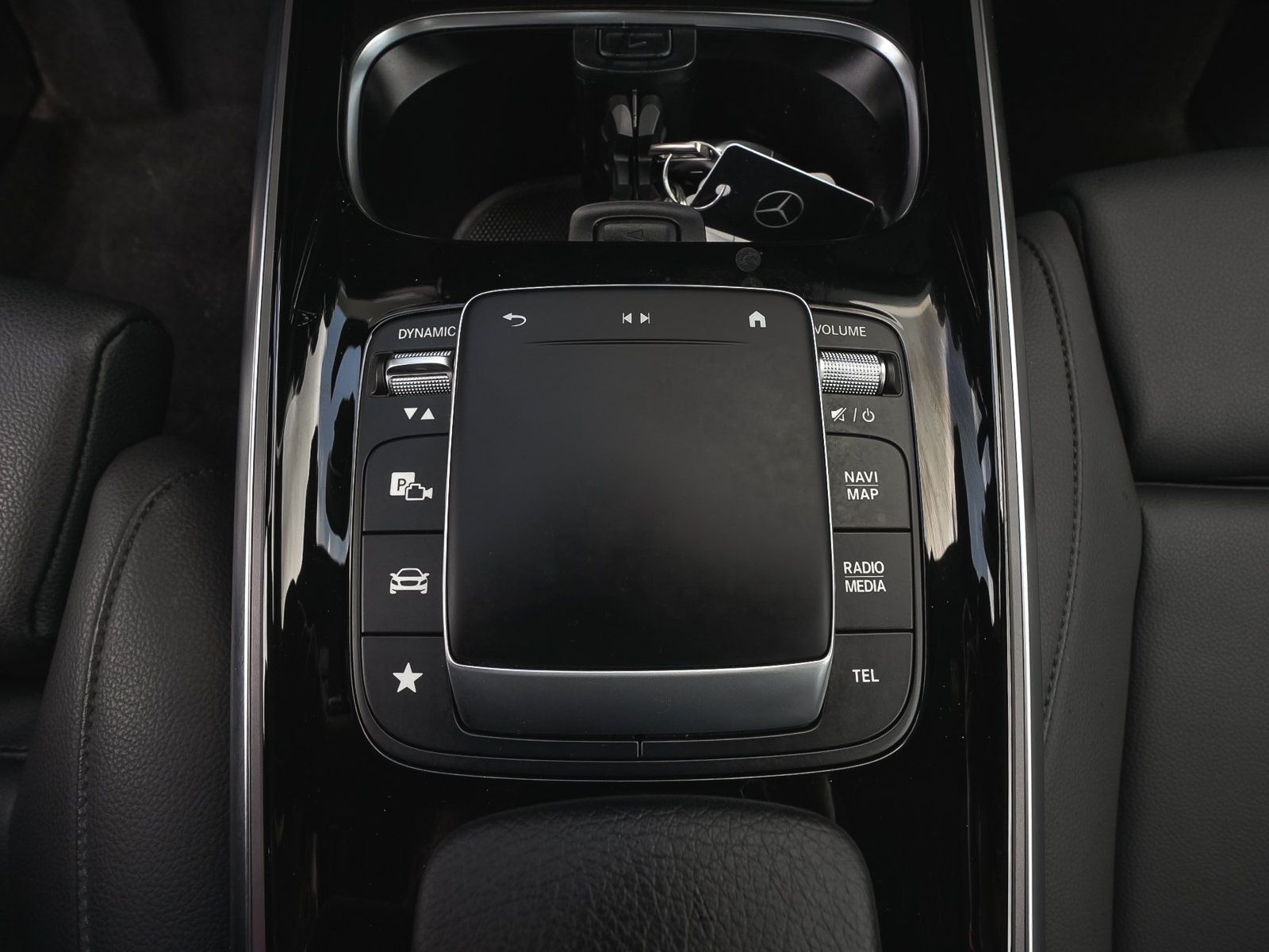 Used 2023 Mercedes-Benz EQB 300 4MATIC w/ Pinnacle Package image 30