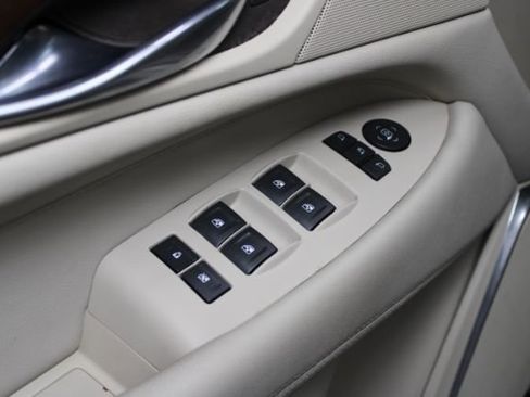 Used 2017 Cadillac Escalade Luxury image 11