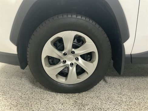 Used 2019 Toyota RAV4 LE w/ All Weather Liner Package AWD/4WD image 9