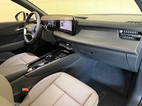 New 2026 Audi Q3 quattro 2.0T AWD/4WD image 31