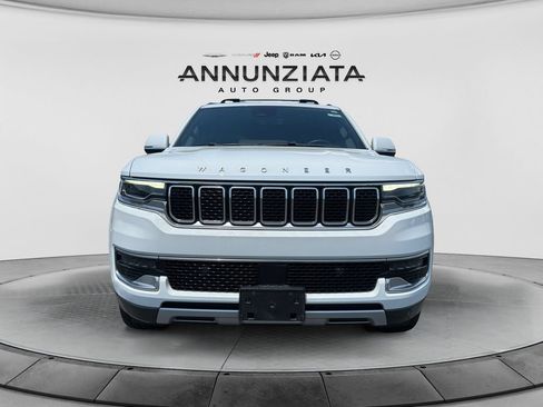 Used 2022 Jeep Wagoneer Series II w/ Premium Group I AWD/4WD image 8