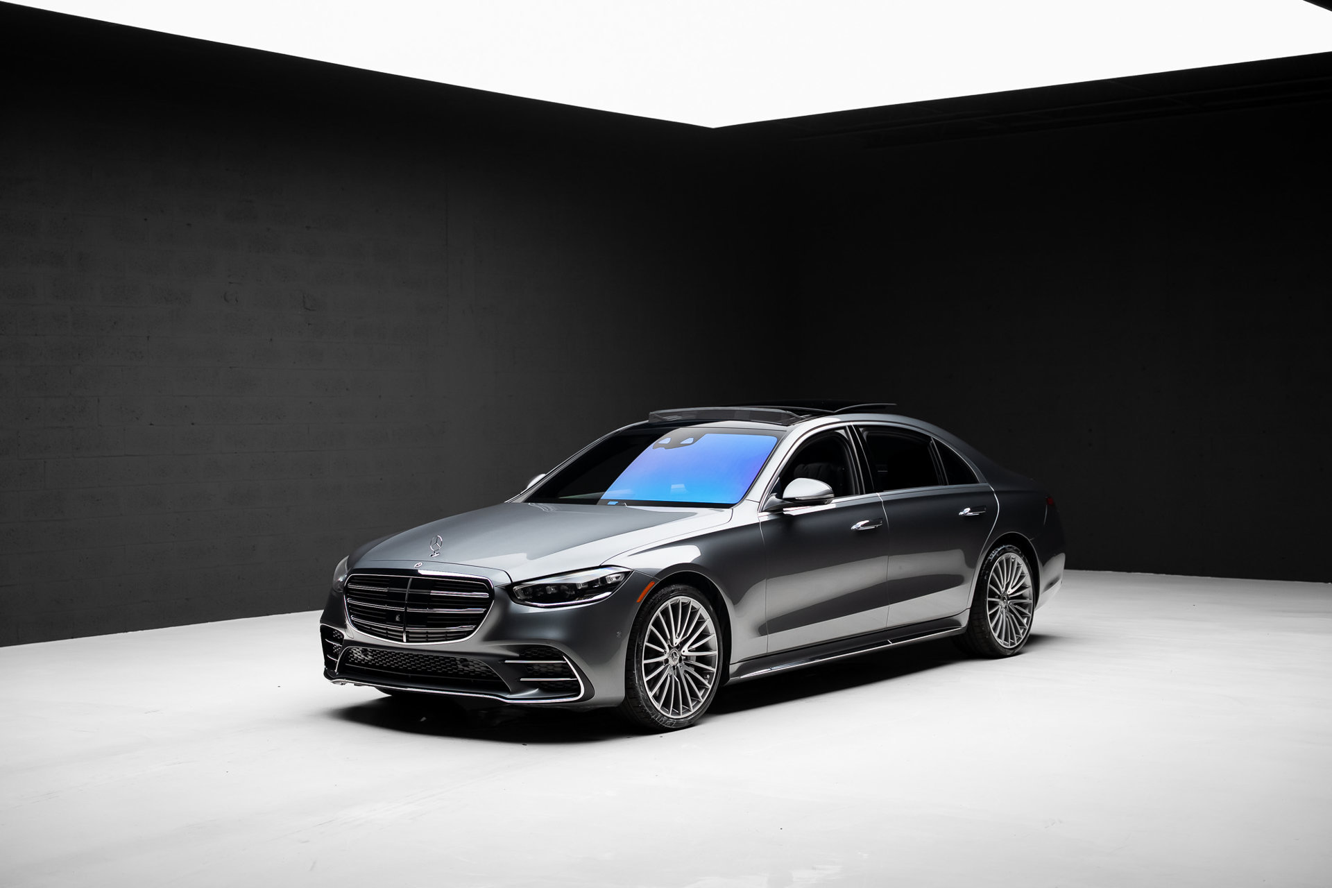 Used 2022 Mercedes-Benz S 580 4MATIC Sedan image 4