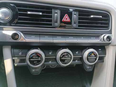 Used 2023 Genesis G70 3.3T w/ Sport Prestige Package image 25