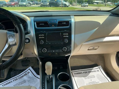 Used 2014 Nissan Altima 2.5 SV FWD image 12