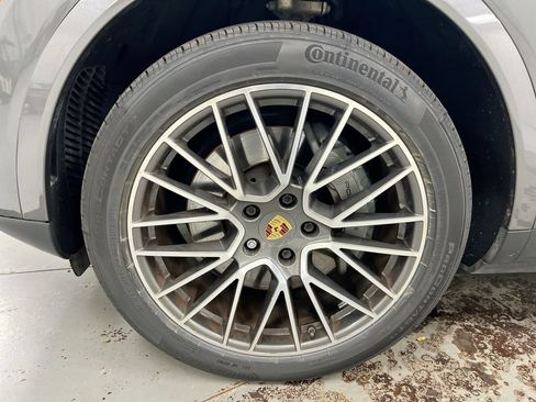 Used 2020 Porsche Cayenne S AWD/4WD image 28
