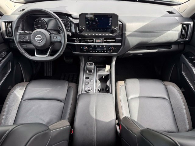 Used 2024 Nissan Pathfinder SL w/ SL Premium Package AWD/4WD image 28
