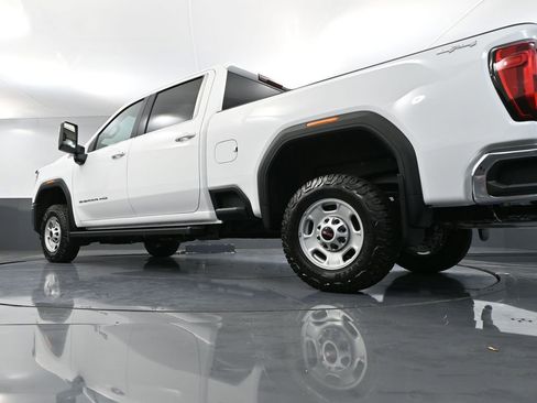 Used 2025 GMC Sierra 2500 SLE image 49