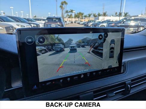 New 2025 Lincoln Corsair FWD w/ Equipment Group 101A image 11