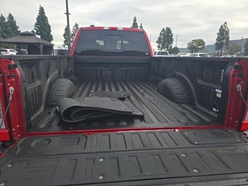 Used 2024 Ford F250 Platinum image 17