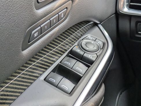 Used 2019 Cadillac XT4 Sport FWD image 22