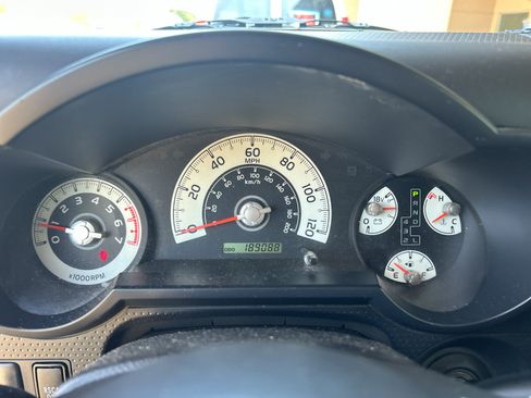 Used 2012 Toyota FJ Cruiser 4WD w/ Upgrade Pkg image 8