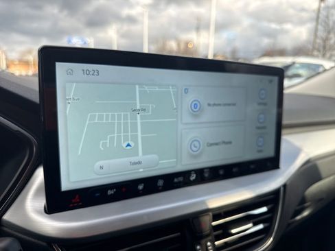 Used 2025 Ford Escape Platinum w/ Premium Technology Package image 34