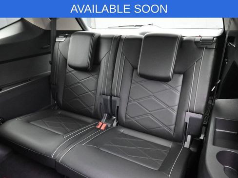 Used 2025 Volkswagen Atlas SE AWD/4WD image 29