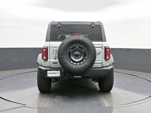 Used 2024 Ford Bronco Outer Banks image 8