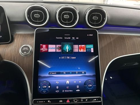 Used 2025 Mercedes-Benz C 300 Sedan image 14