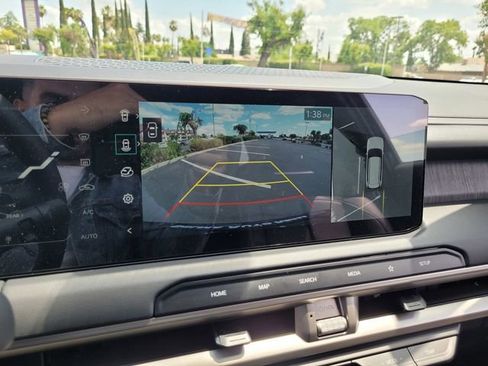 New 2027 Kia Telluride X-Line SX Prestige AWD/4WD image 9