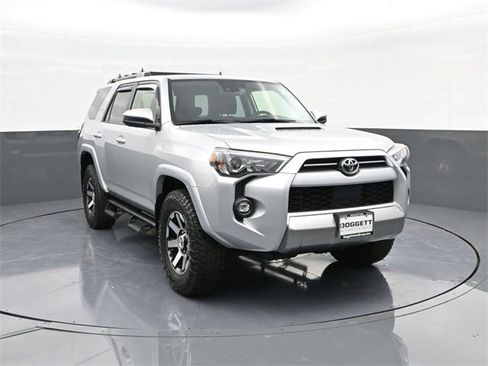 Used 2022 Toyota 4Runner TRD Off-Road image 22
