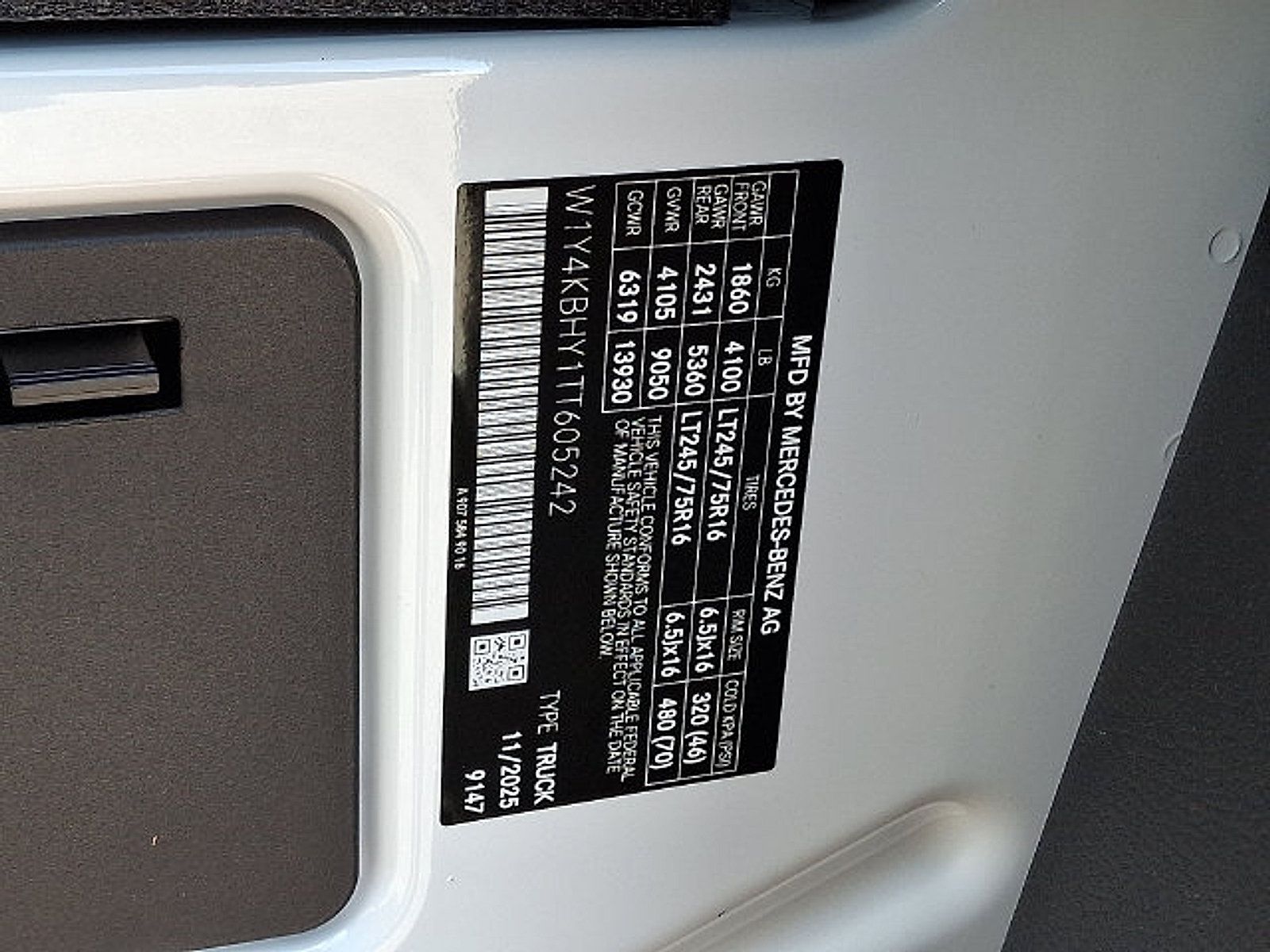 Used 2026 Mercedes-Benz Sprinter 2500 image 21