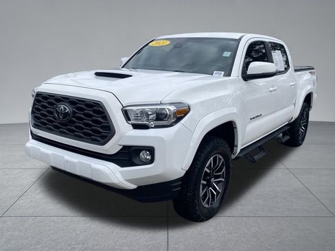 Used 2021 Toyota Tacoma TRD Sport image 3