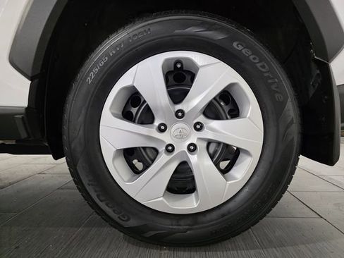 Used 2023 Toyota RAV4 LE image 23