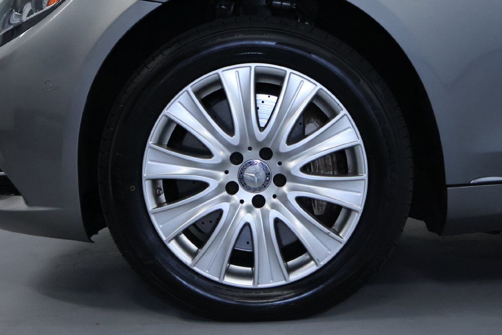 Used 2015 Mercedes-Benz S 550 4MATIC Sedan image 37