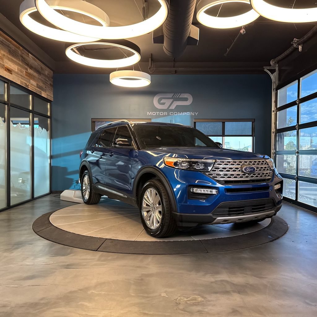 Used 2022 Ford Explorer Limited w/ Equipment Group 301A AWD/4WD image 1