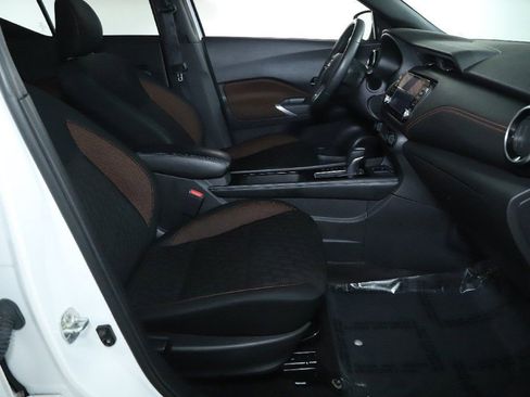 Certified 2023 Nissan Kicks SR image 34