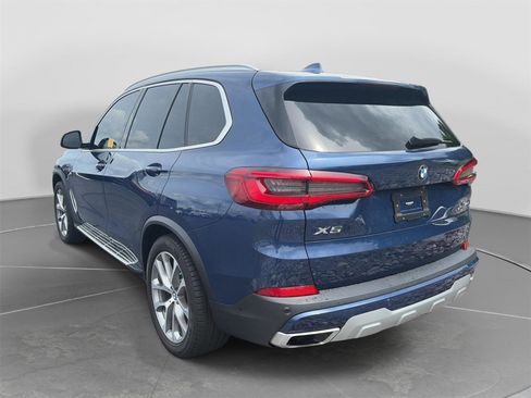 Used 2019 BMW X5 xDrive40i w/ Convenience Package AWD/4WD image 3