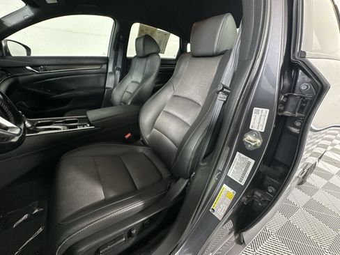 Used 2020 Honda Accord Sport image 11