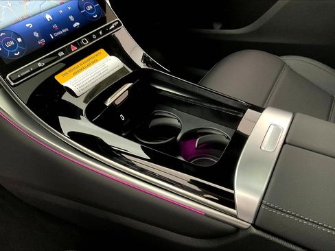 New 2026 Mercedes-Benz GLC 300 4MATIC image 11