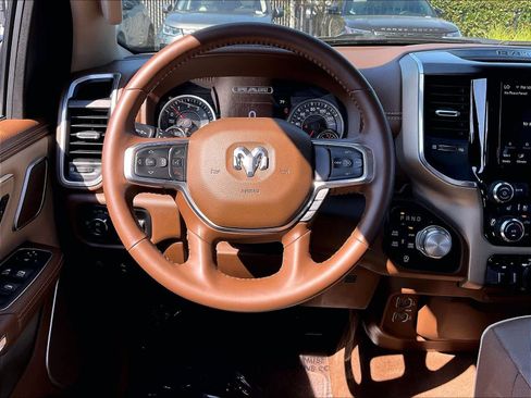 Used 2021 RAM 1500 Laramie AWD/4WD image 7